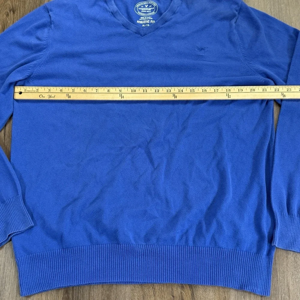American Eagle Men's Athletic Fit V-Neck Sweater Blue XL Long Sleeve Pullover